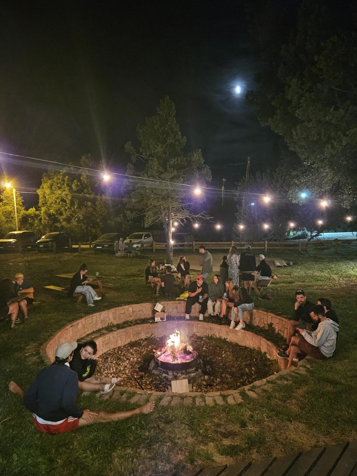 Hostel Capsula Refugio Oeste San Carlos de Bariloche Exteriér fotografie